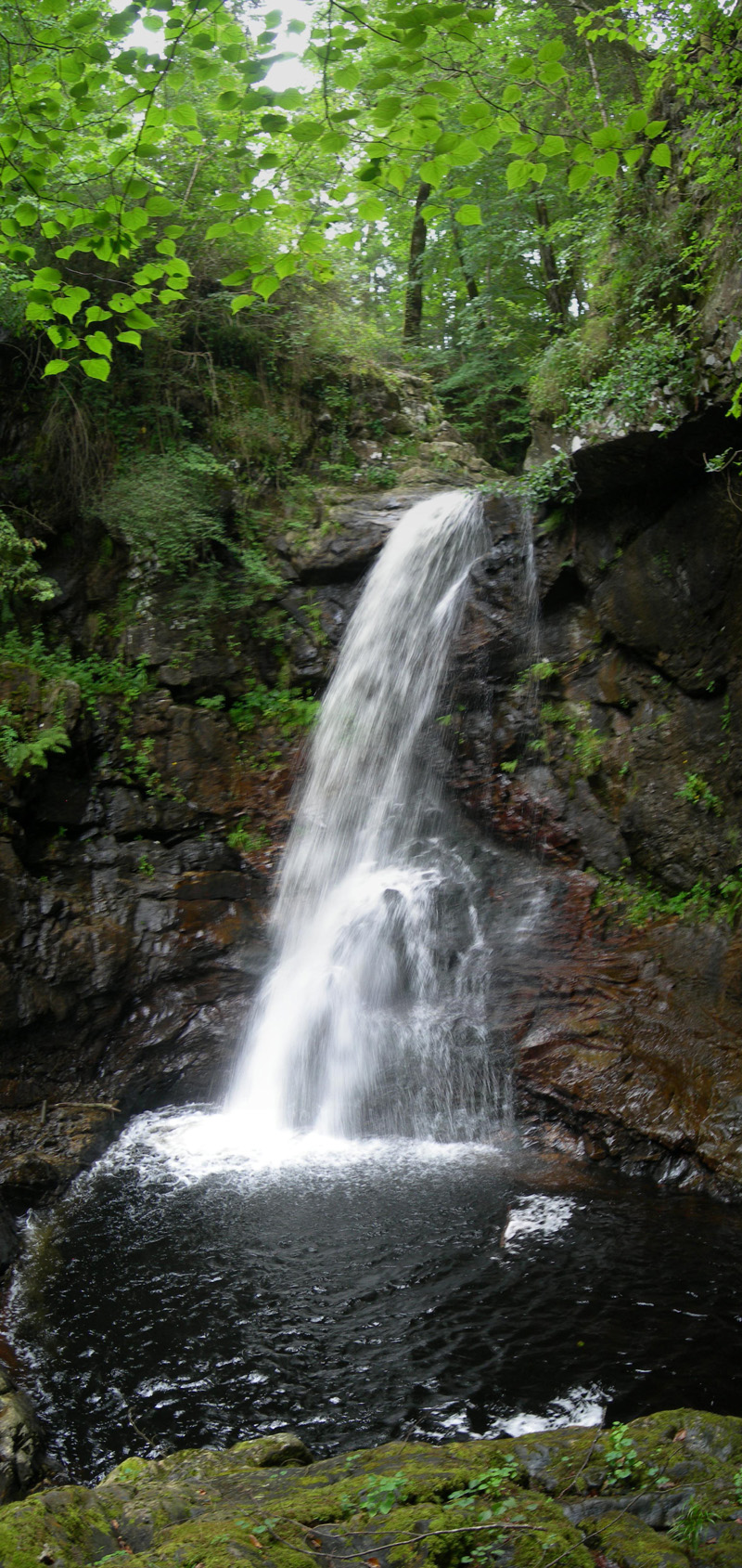 cezallier les cascades de cournillou dans le cantal